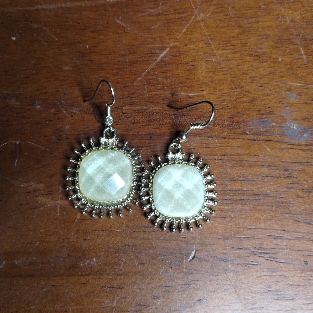 Circular Earrings with Yellowish White Stones